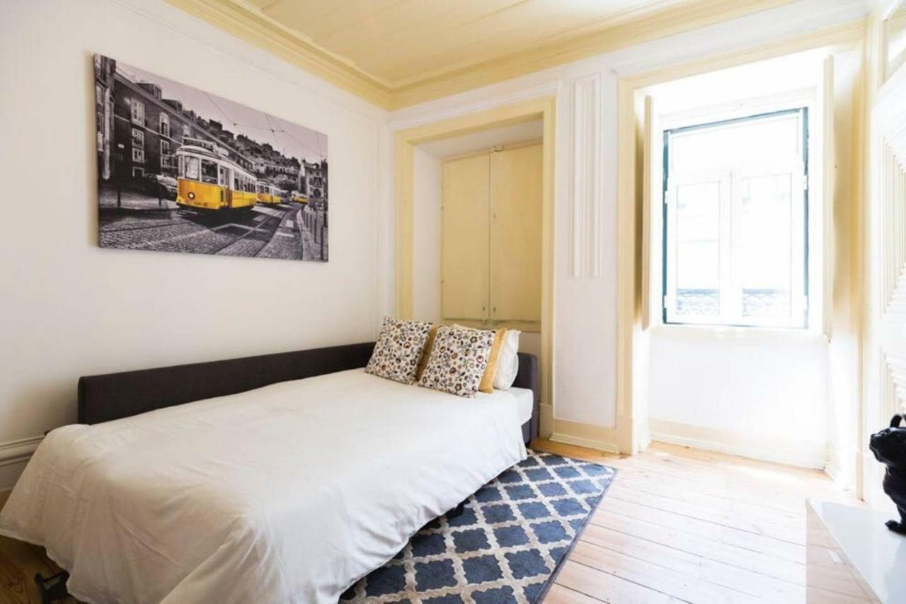 Ola Lisbon - Rato I Apartment Luaran gambar